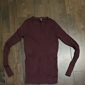 Express Women's Sweater in Burgundy